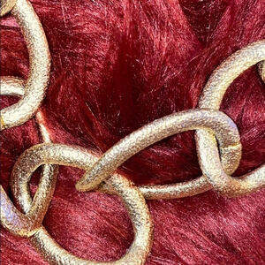 Gold tone chain link fashion necklace